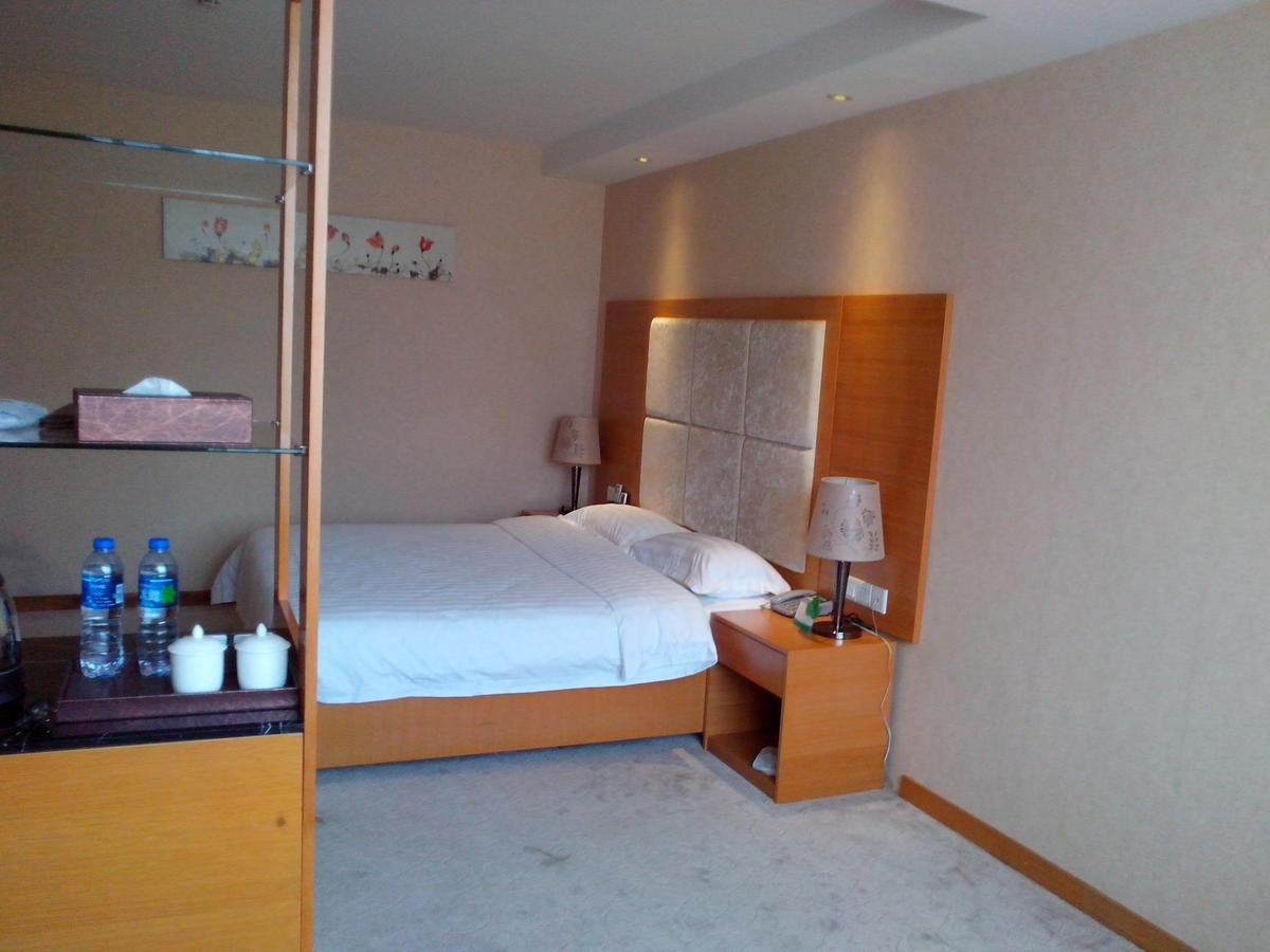Shenzhen Huamao Aviatic Hotel Exterior foto